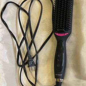 Revlon Hair Straightening Brush